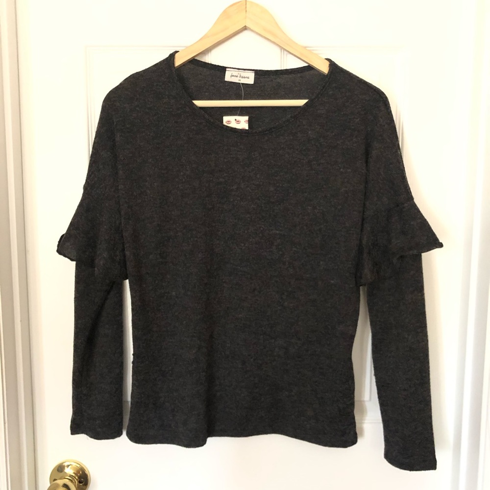 Free Kisses Sweater Sz M